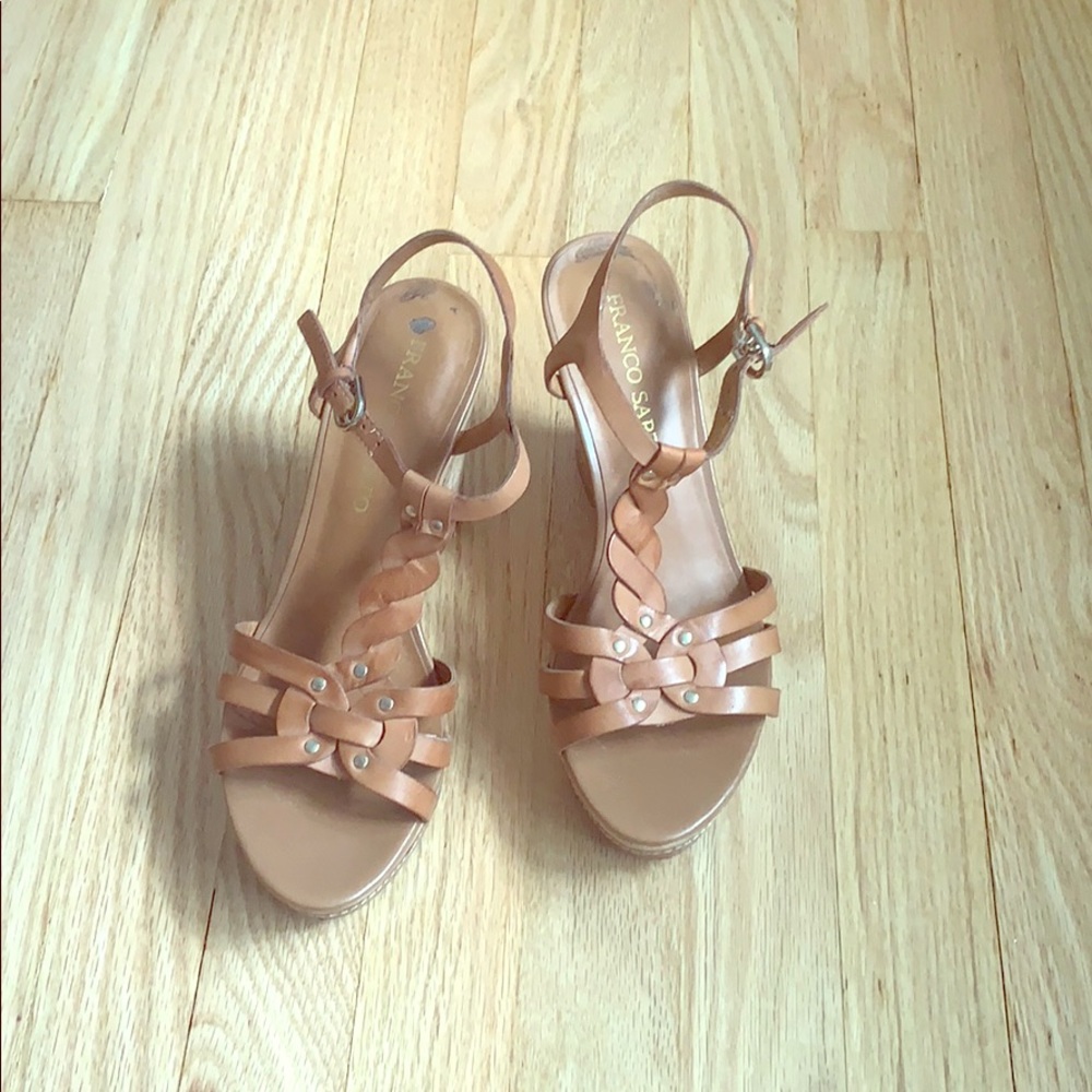 Shoes - platform sandals